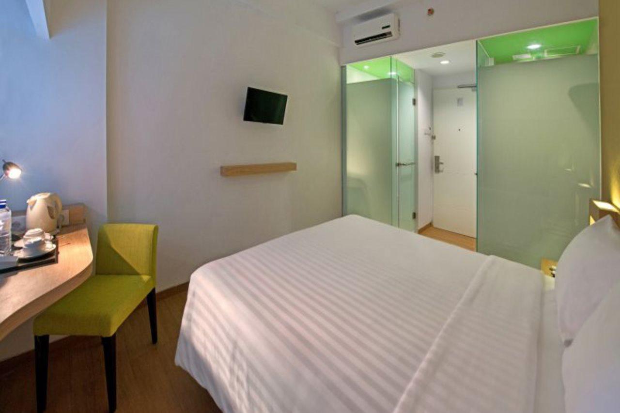 Whiz Prime Hotel Megamas Manado Exteriér fotografie